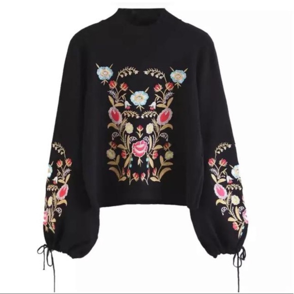 💕 Black Floral Embroidery Tie Sleeve Sweater - Picture 2 of 13